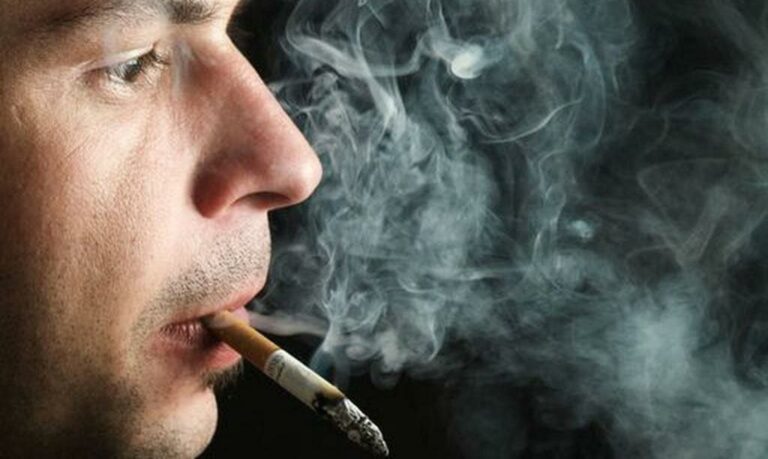 В среднем, активный курильщик теряет около 22 лет своей жизни