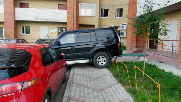 Как избежать штрафов за неправильную парковку?